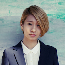 桑原あいの顔写真